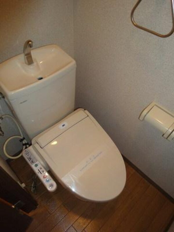 トイレ(洗浄機付トイレ)