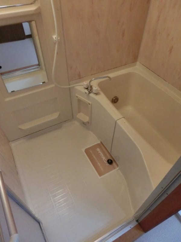 バス／シャワールーム等(同建物同タイプ住戸参考写真です)