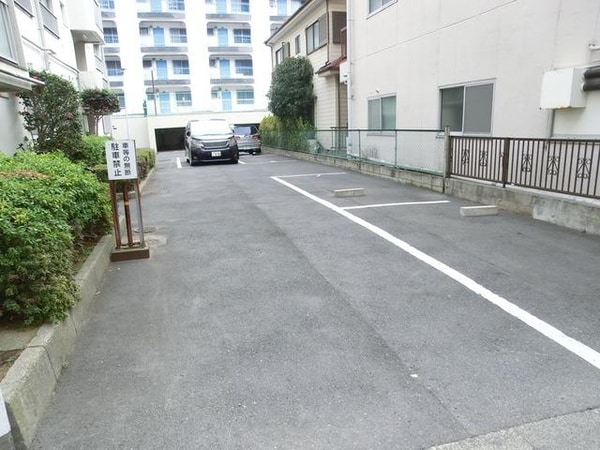 駐車場(敷地内駐車場)