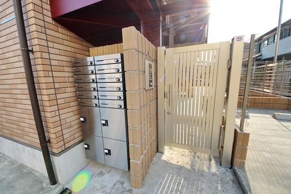 エントランス(宅配ＢＯＸ　オートロック)