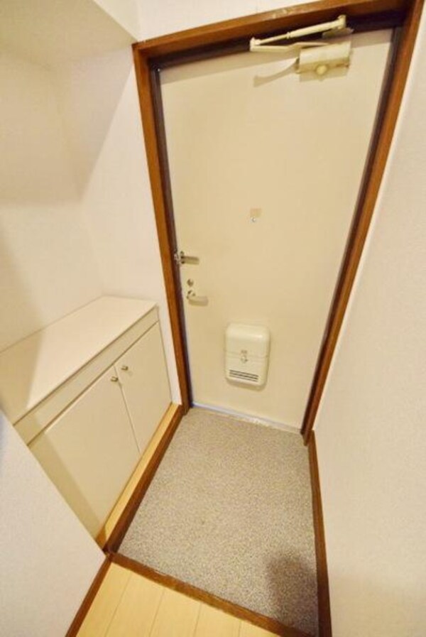 玄関(収納付き玄関)