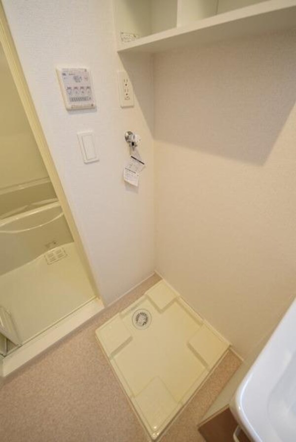 その他(室内洗濯機置き場)