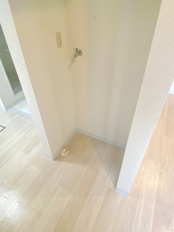 設備(室内洗濯機置場)