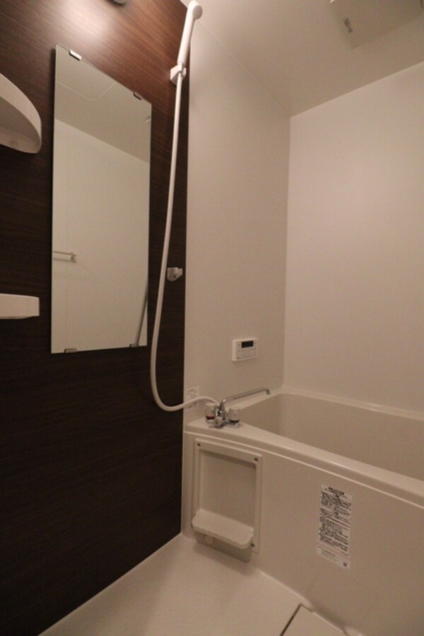 バス／シャワールーム等(シャンプー置きがついているので、追加購入不要です)