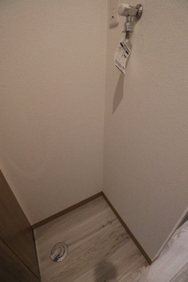 設備(室内洗濯機置き場)