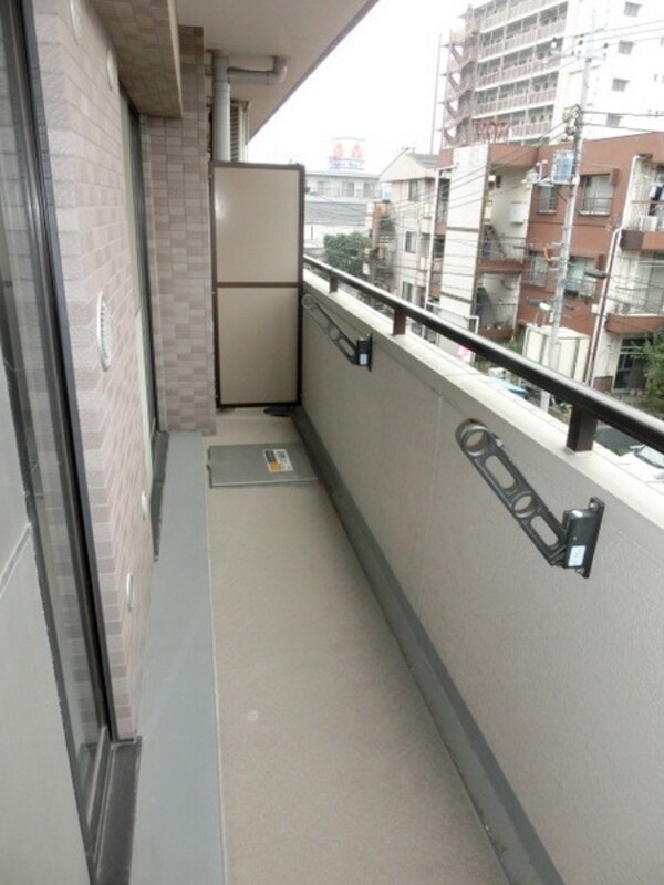 眺望(広々としたバルコニー)