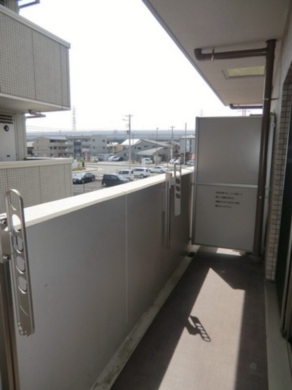設備(奥行きのあるバルコニー　日当り良好)