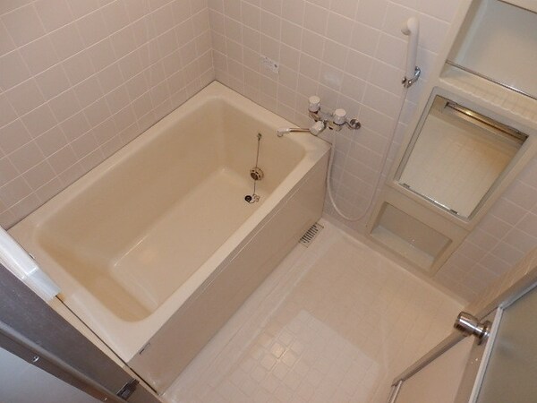 バス／シャワールーム等(バスルーム)