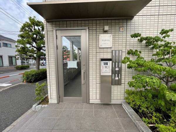 エントランス(エントランス)