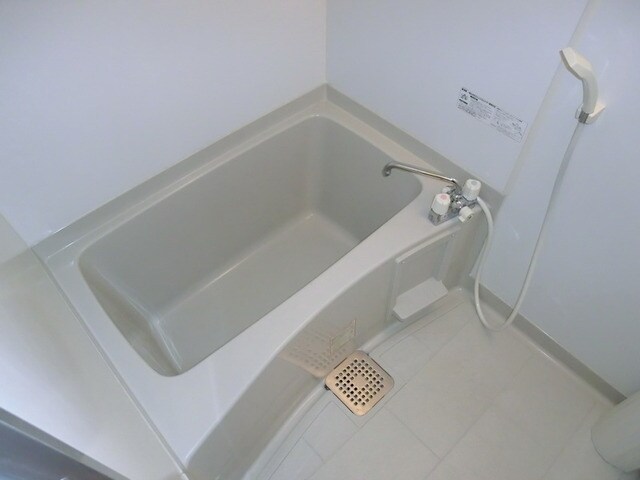 物件内観写真4　(バスルーム)