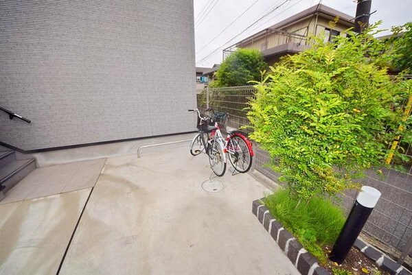 その他(自転車置き場)