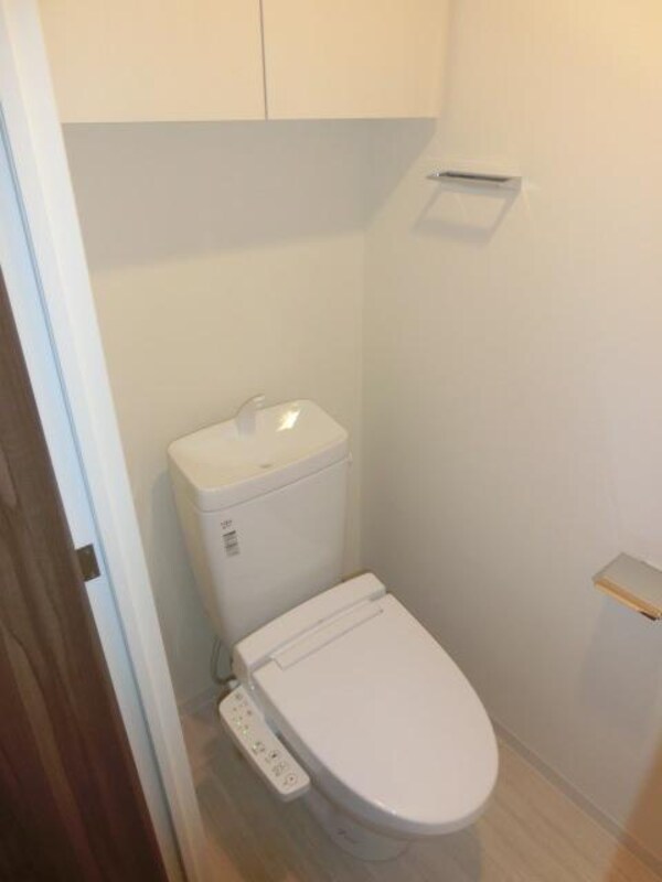 トイレ(ウォシュレット付です)