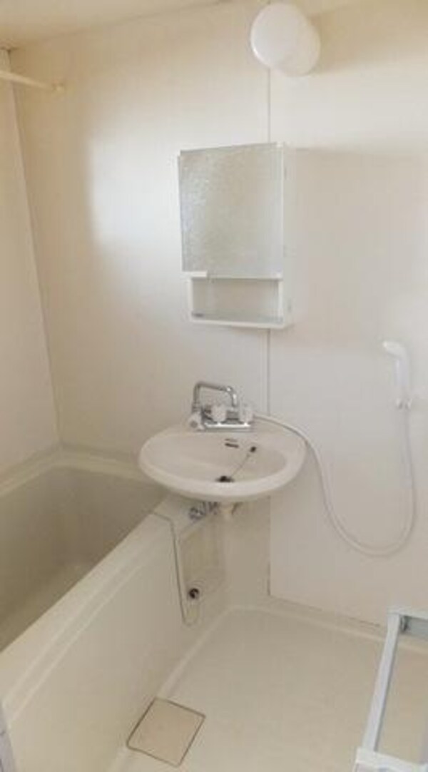 バス／シャワールーム等(広めのお風呂)