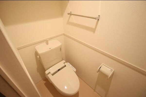 トイレ(トイレ)