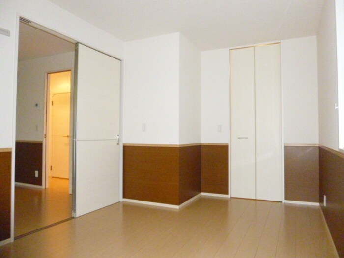 物件内観写真6　(リビング/居室)