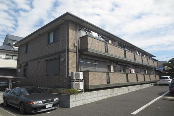 外観(ハウスメーカー施工のきれいな物件です。)