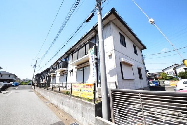 物件外観写真1　(積水ハウス施工　経済的な都市ガス)