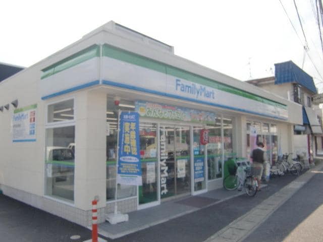 ファミリーマート