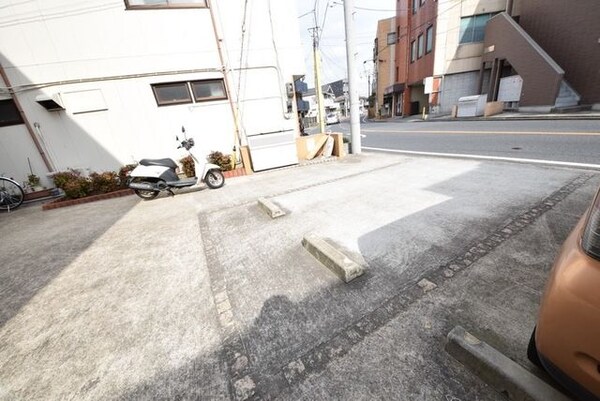 駐車場(敷地内駐車場)