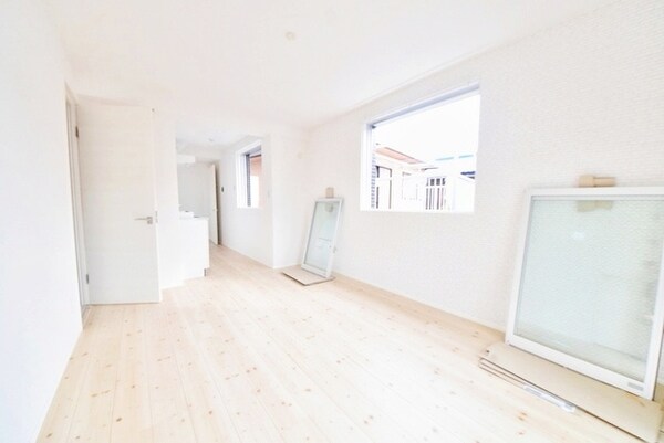 リビング・居室(お部屋探しはタウンハウジング稲毛店まで！ＴＥＬ：043-…)