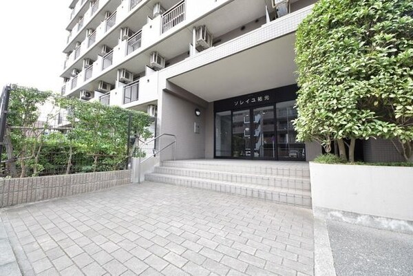 エントランス(お部屋探しはタウンハウジング千葉店にお任せ下さい♪)