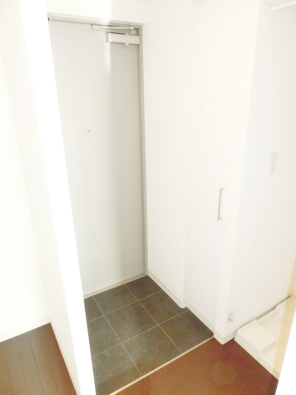玄関(お部屋探しは【タウンハウジング千葉店】にお任せ下さい♪)