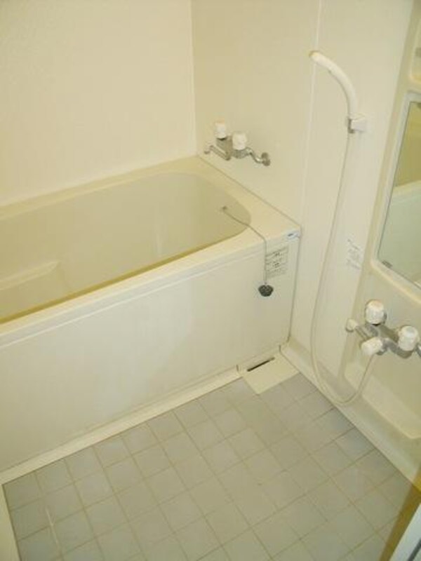 バス／シャワールーム等(浴室)