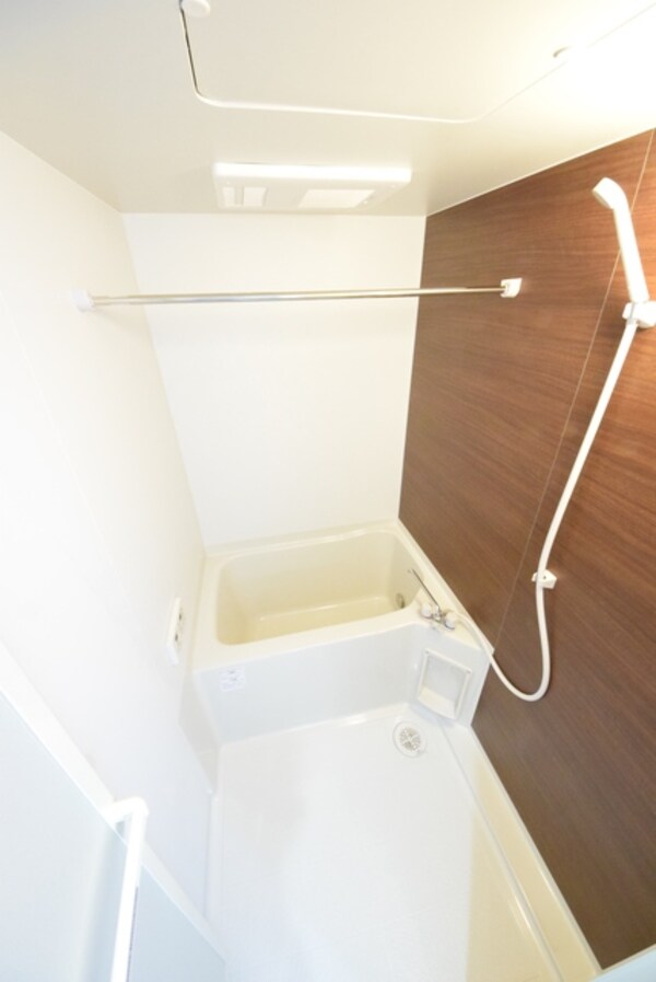 バス／シャワールーム等(追い焚き付きバス)