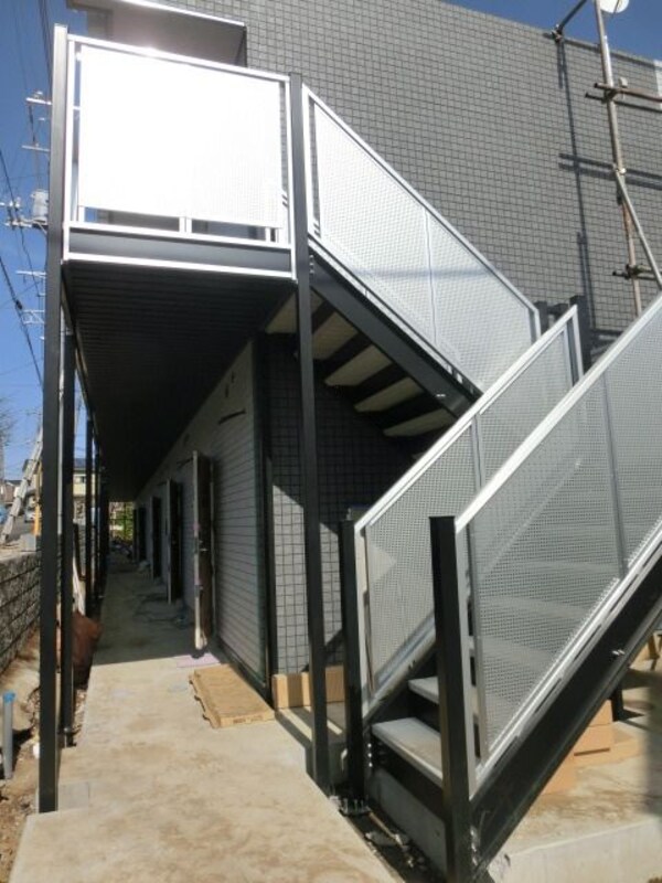 共有部分(2階への階段です)