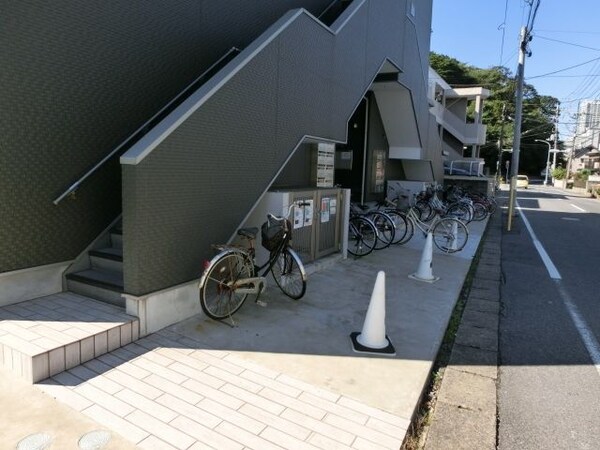 その他(駐輪場スペース)