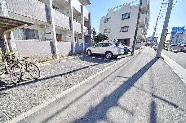 駐車場(駐車場)