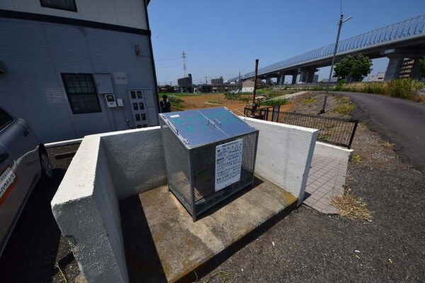 共有部分(敷地内ごみ置き場)