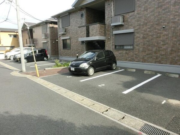 駐車場(敷地内駐車場ございます)