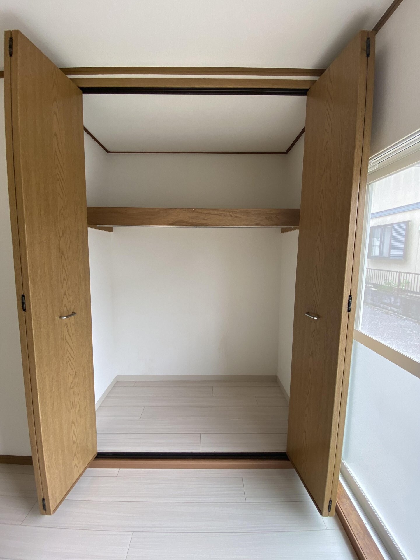 物件内観写真14　(※別号室参考写真)