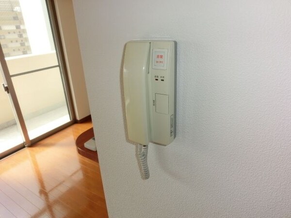設備(インターホン完備)