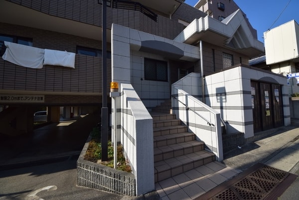 エントランス(エントランス)