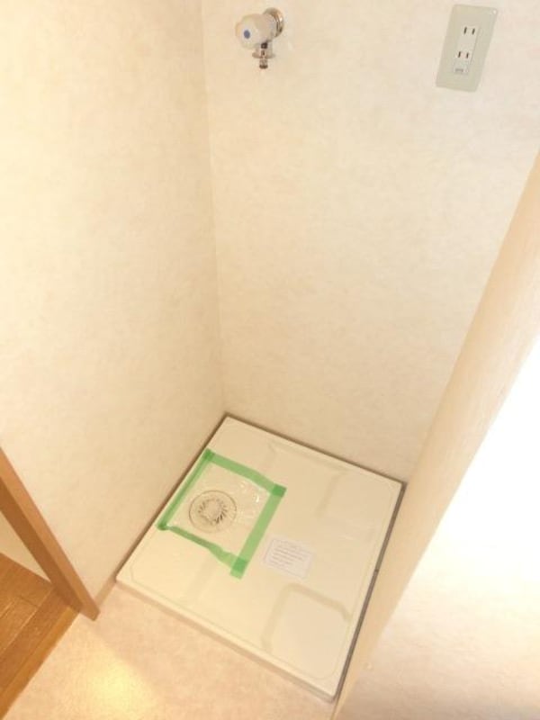 設備(室内洗濯機置場)