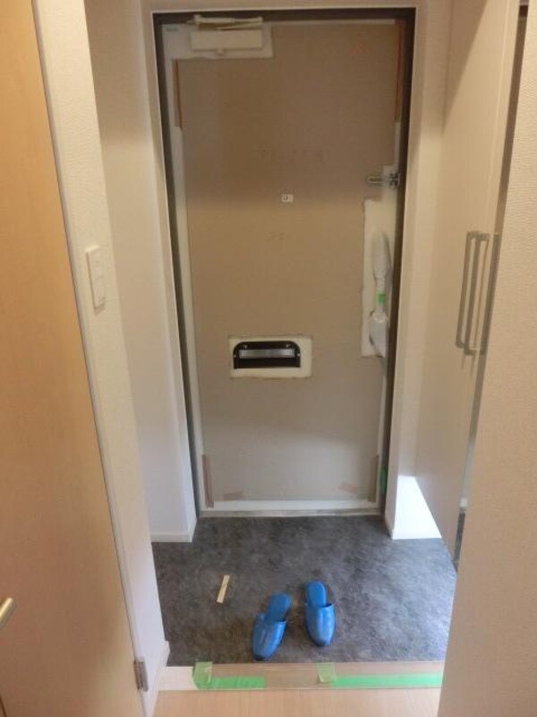 玄関(現在建築中)