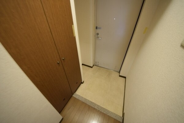 玄関(もちろんシューズボックス付き)