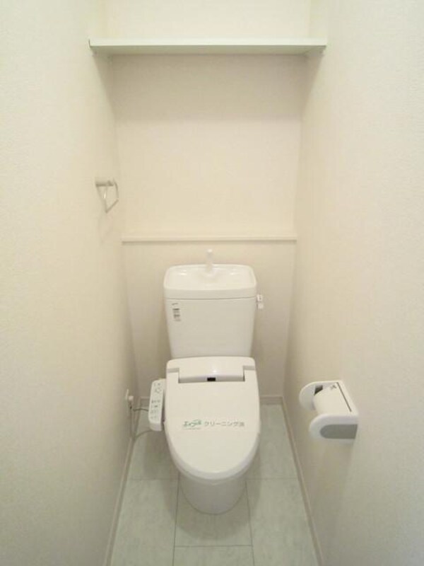 トイレ(温水洗浄便座)