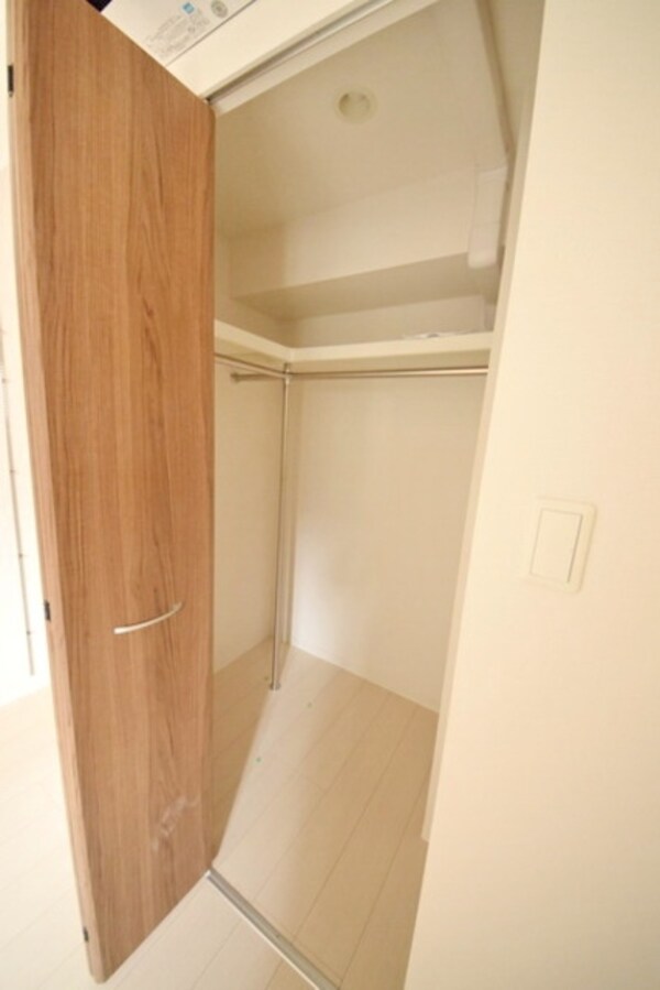 収納(クローゼットです)