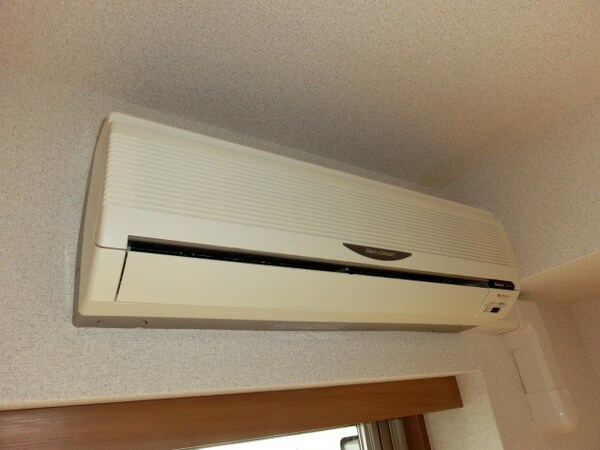 設備(エアコン付き)