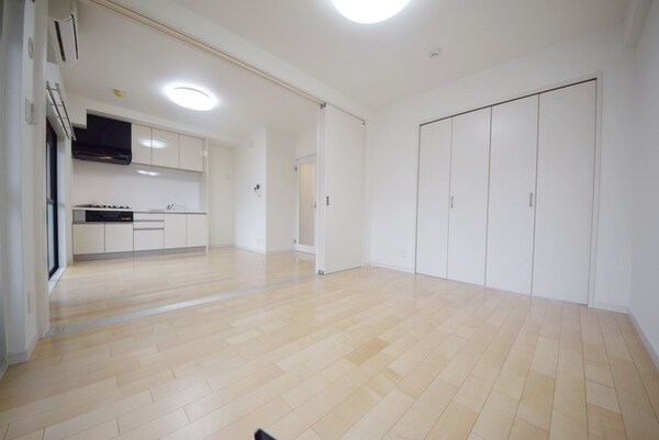 リビング・居室(明るく広いお部屋です)