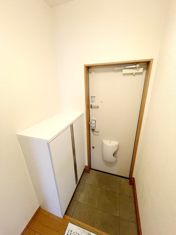 玄関(玄関)