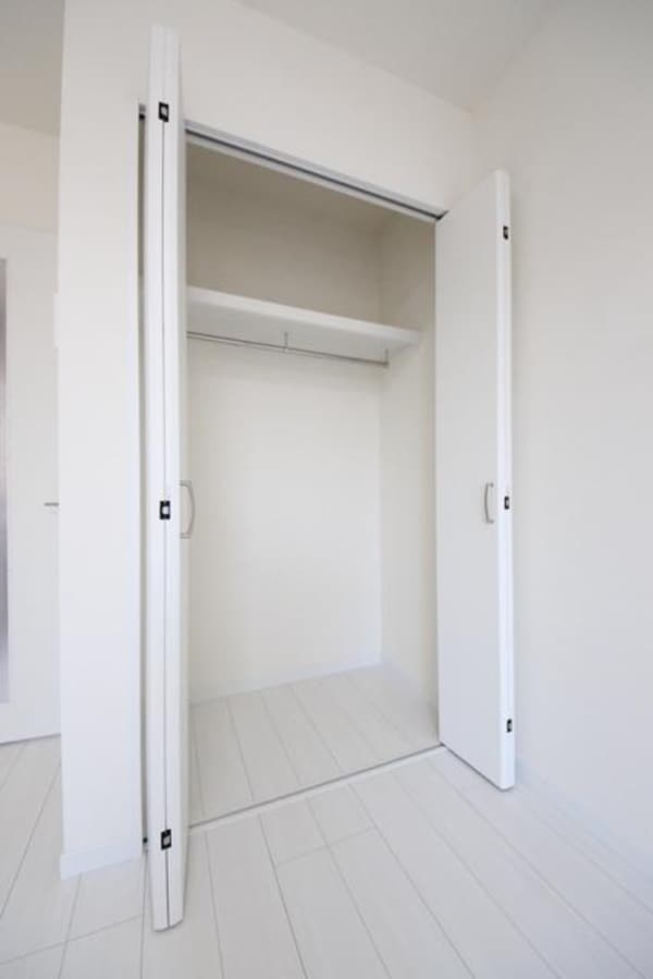 設備(クローゼット収納)