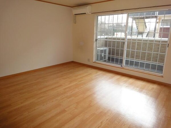 リビング・居室(最上階角部屋です)