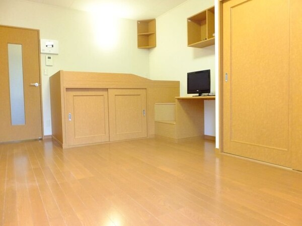 子供部屋(掃除も簡単フローリング)
