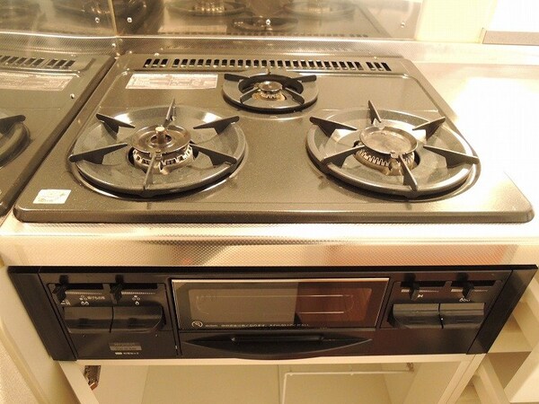 キッチン(３口ガスコンロ)