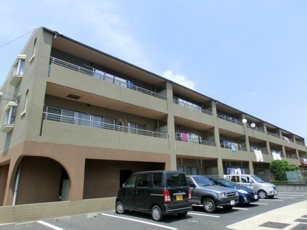 外観(駅徒歩３分　日当り良好です)
