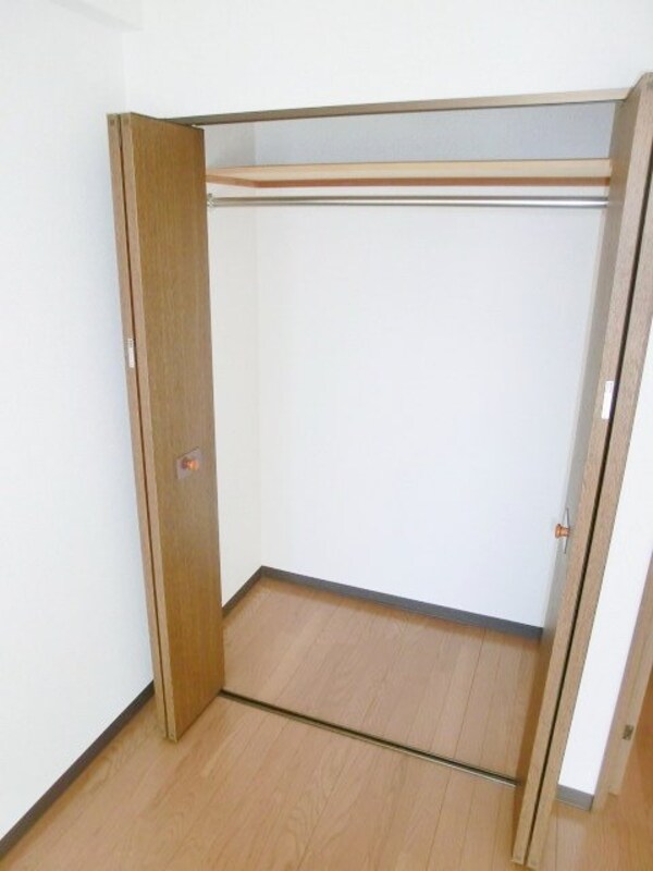 収納(※同建物　別室設備施工例　現況優先)